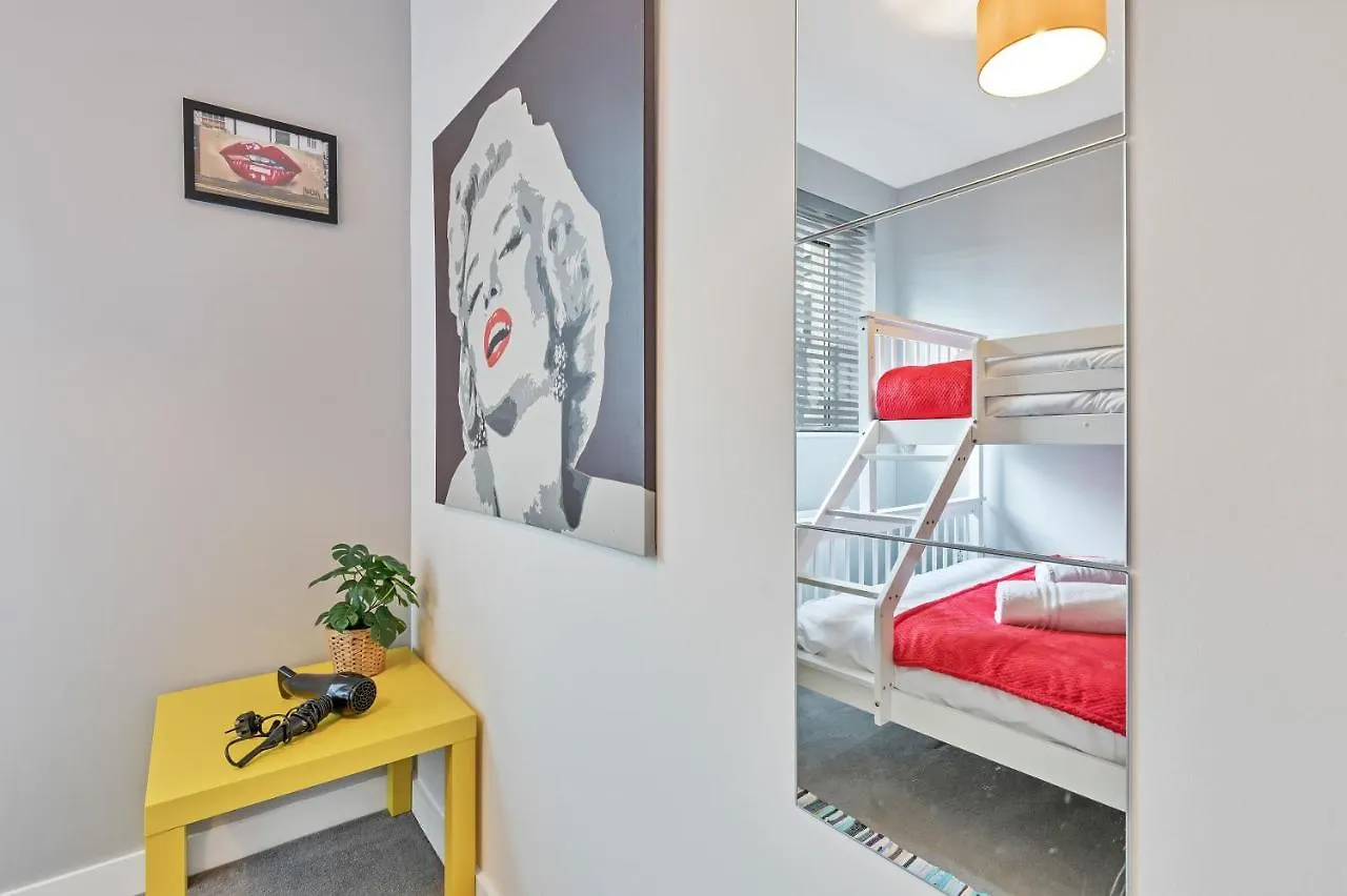 Brighton'S Best Big House - By My Getaways 아파트  브라이턴